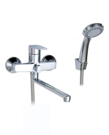 Однорычажный смеситель для ванны с коротким изливом 1